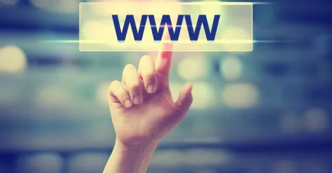 Insee - Les microentreprises ont plus souvent un profil sur les réseaux sociaux qu’un site web