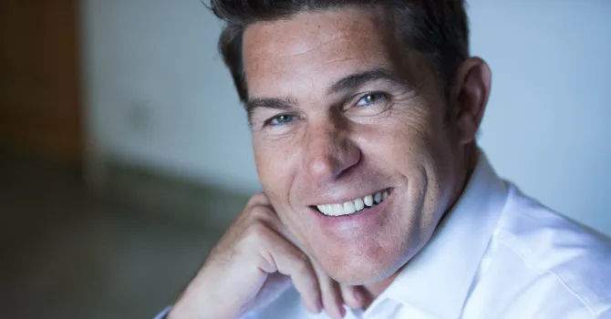 Transmission d'entreprise : les éléments clés du dossier de présentation de l'entreprise