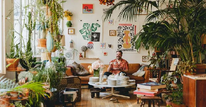 Arnold d’Alger, une seconde vie à la vaisselle d’antan.