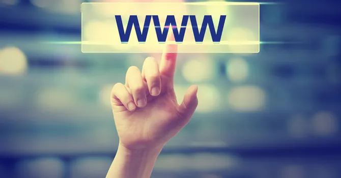 Insee - Les microentreprises ont plus souvent un profil sur les réseaux sociaux qu’un site web