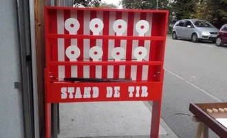Stand de tir en bois recyclé